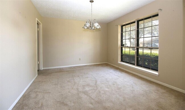 Foto del edificio - 1331 Gentle Bend Dr