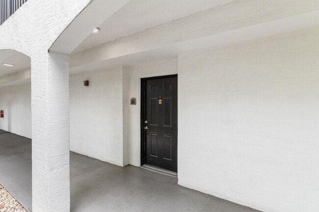 Building Photo - 1660 Renaissance Commons Blvd