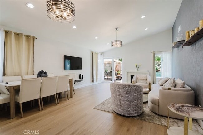 Building Photo - 23128 Calvello Dr