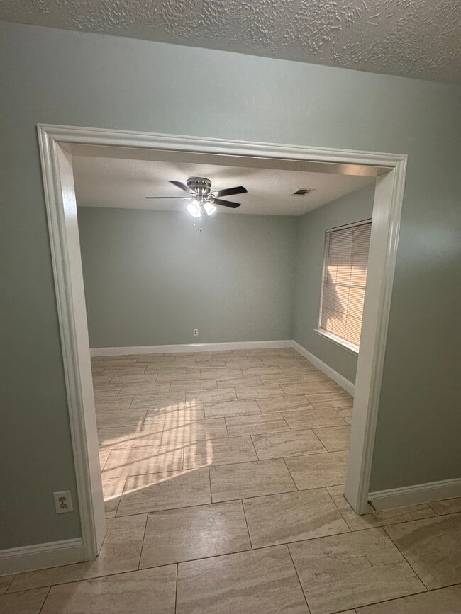 Dinning Room - 11106 Fall Breeze Dr