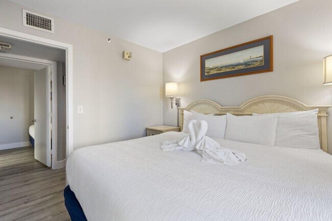Foto del edificio - 1700 N Ocean Blvd