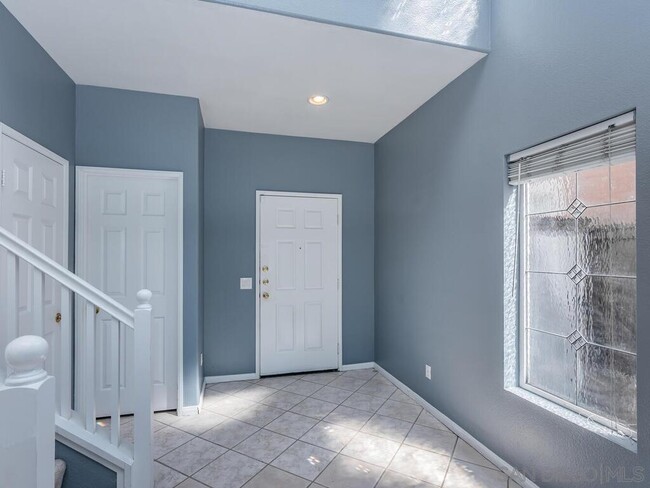 Building Photo - 9725 Kika Ct