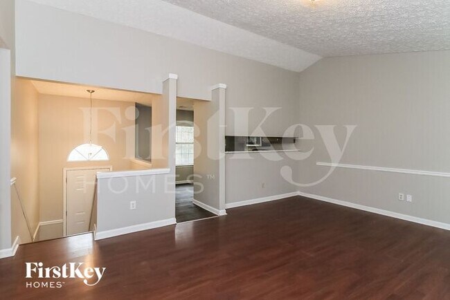Building Photo - 1822 Cres Hill Dr NW
