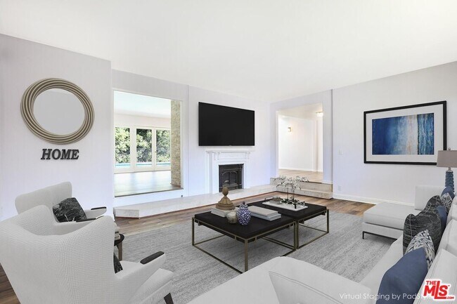 Foto del edificio - 16706 Alginet Pl