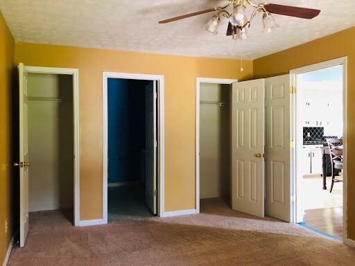 Foto del edificio - 5956 Bishop Dr