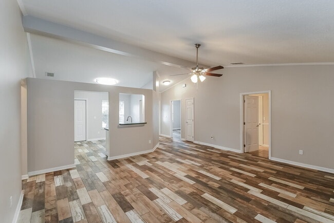 Foto del edificio - 2931 Biloxi Trail