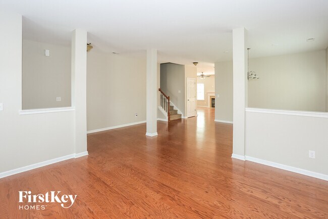 Foto del edificio - 2250 Laurens Dr