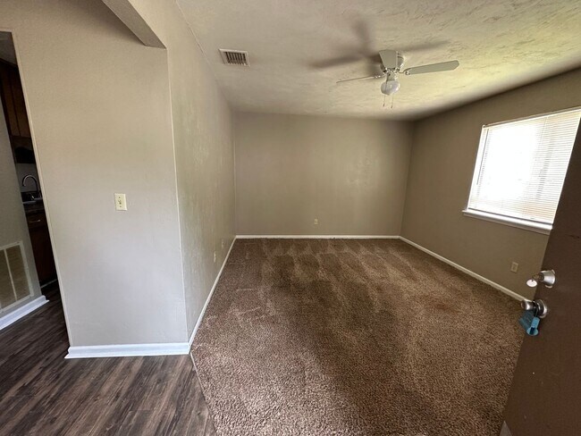 Foto del edificio - 1519 Willow Bend Way