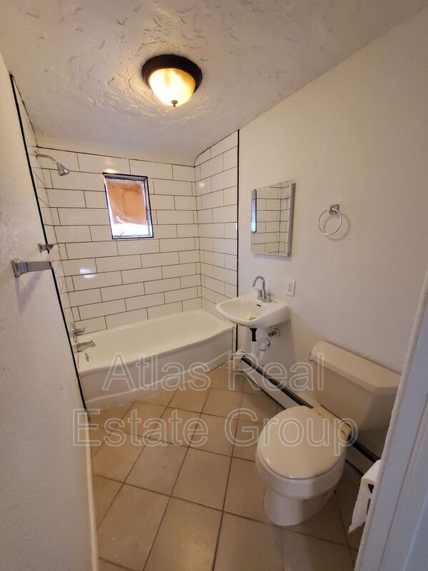 Foto del edificio - 825 12th St