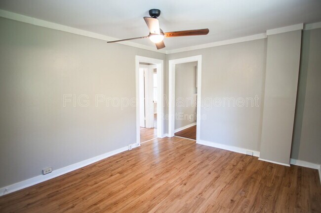 Foto del edificio - 4645 Anderson Pl