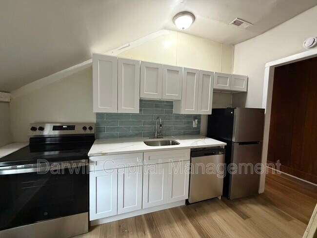 Building Photo - 1 Breakneck Rd