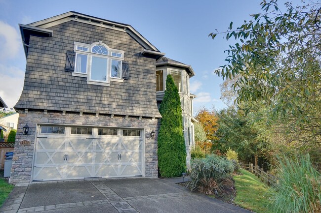 Custom Kent Easthill 2 Story - Custom Kent Easthill 2 Story House