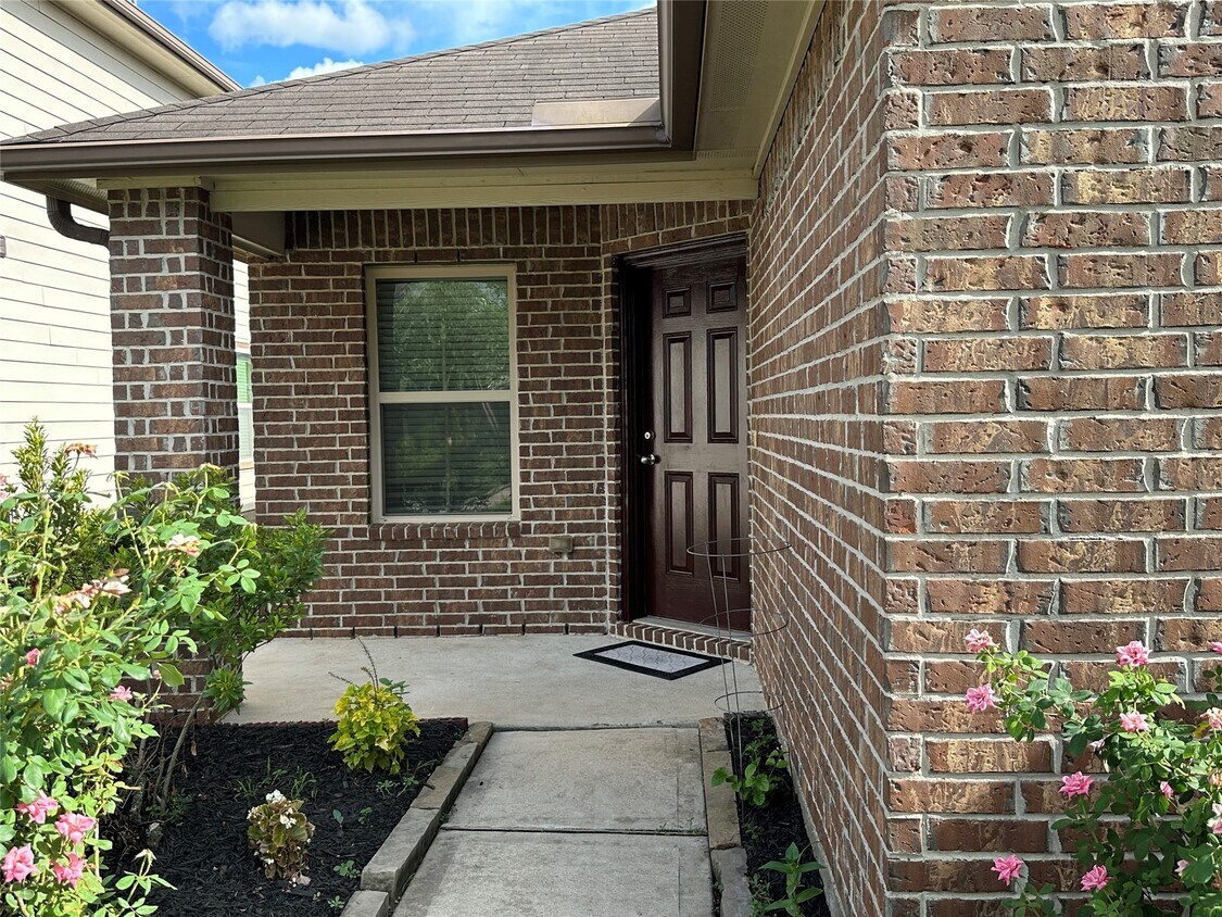 Foto principal - 3327 Chimera Ln