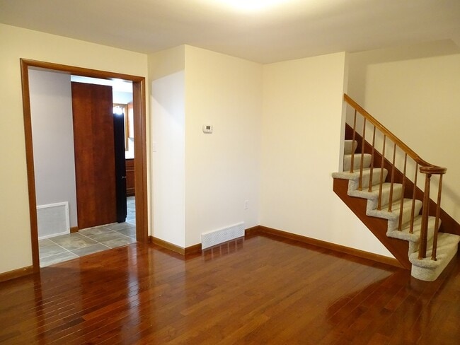 Building Photo - 2228 Junction Rd