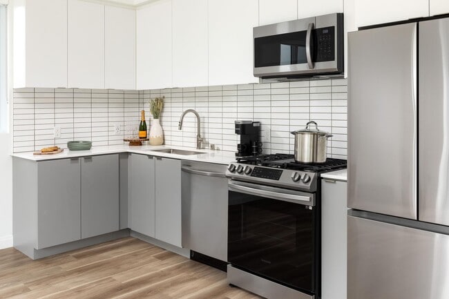 The Charlie Santa Monica apartments — community photo - The Charlie Santa Monica