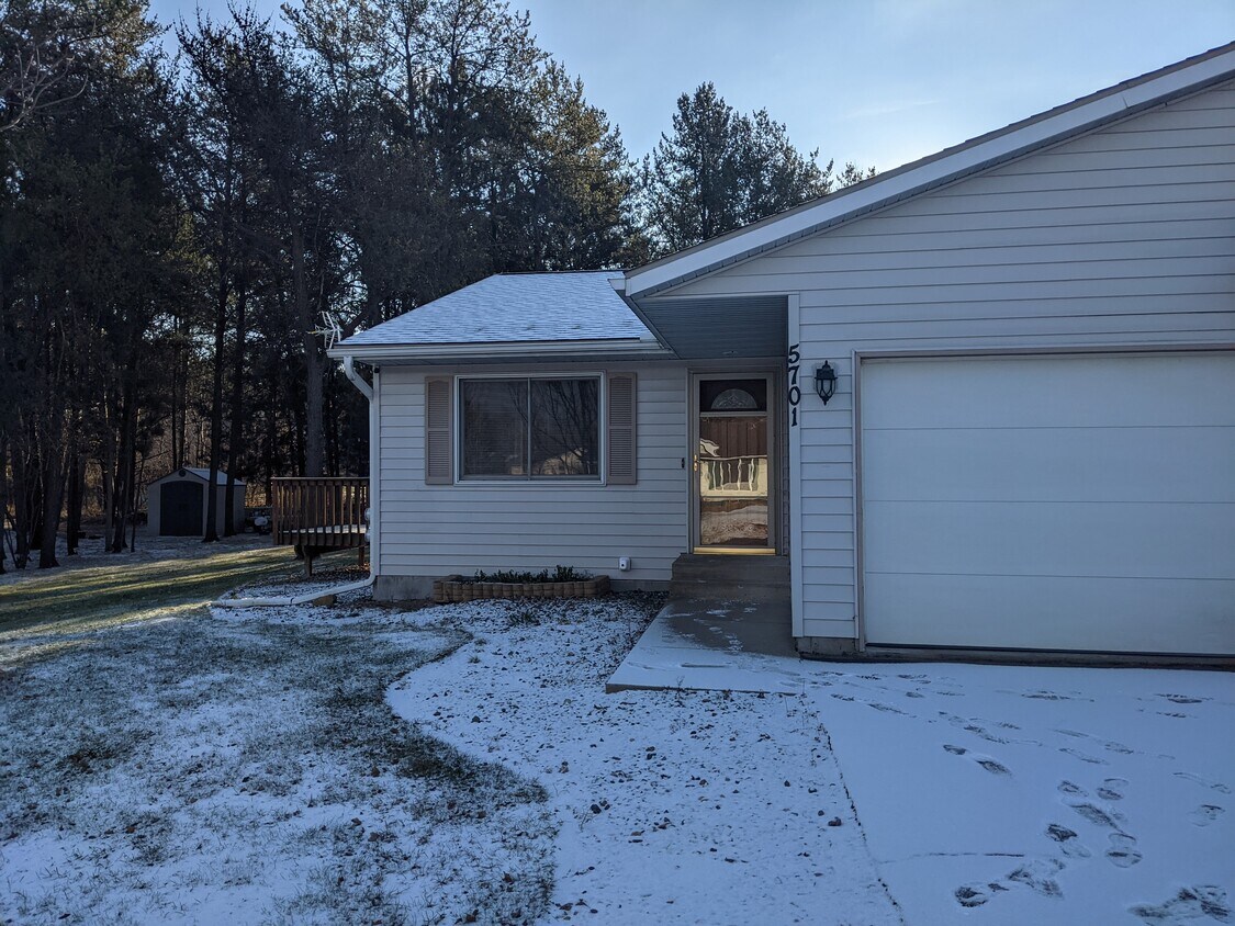 224517 Country Ln Unit 224517, Wausau, WI 54401 Condo for Rent in