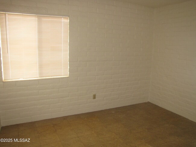 Foto del edificio - 6731 E Escalante Rd