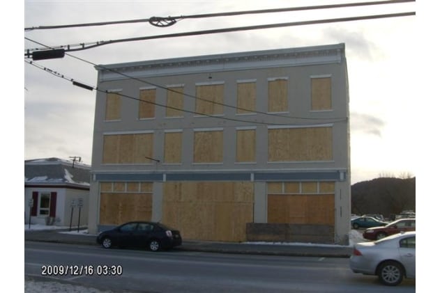 Building Photo - 41 Central St