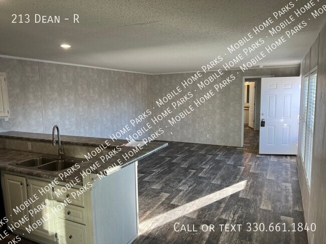 Photo - 213 Dean-R House