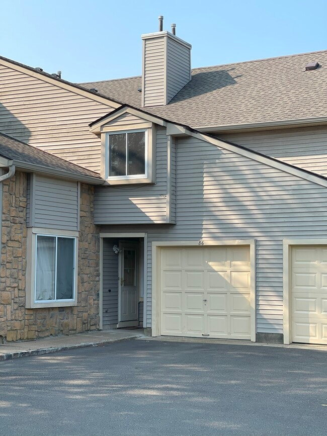 Building Photo - 86 Teal Ct