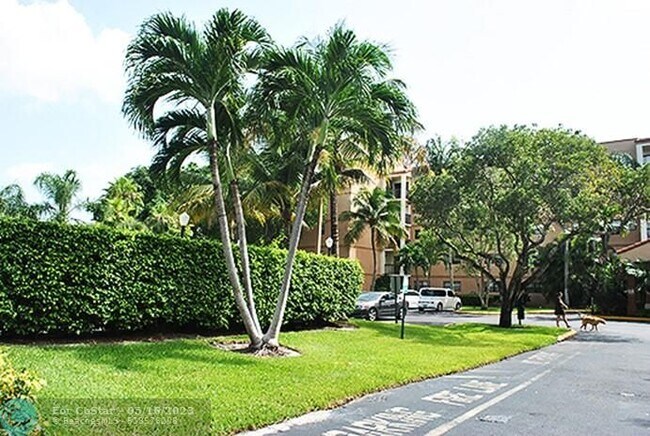 Building Photo - 701 NW 19th St