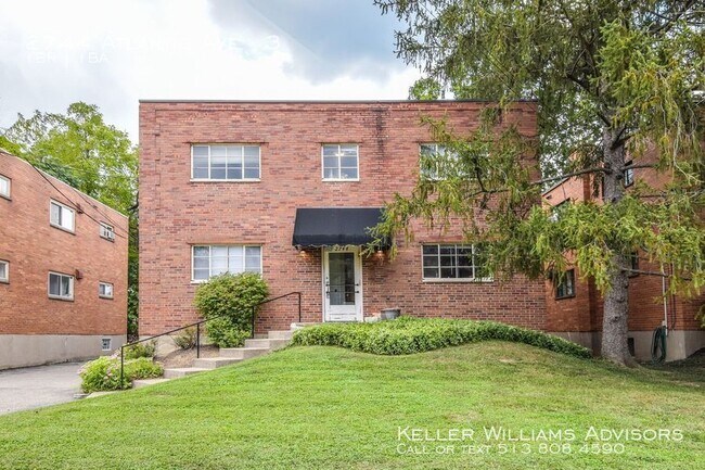 Building Photo - Fabulous renovation of Oakley apartment in...