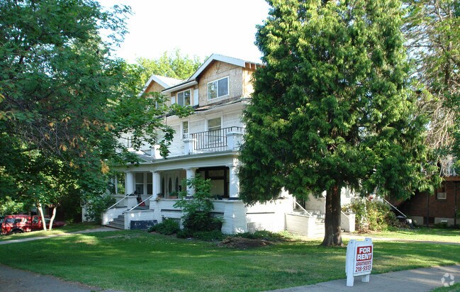 Building Photo - 1204 W 8th Ave