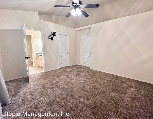 Foto del edificio - 3 br, 2 bath House - 2021 NW Nickernut Court