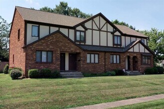 Building Photo - 3037 Acorn Ct