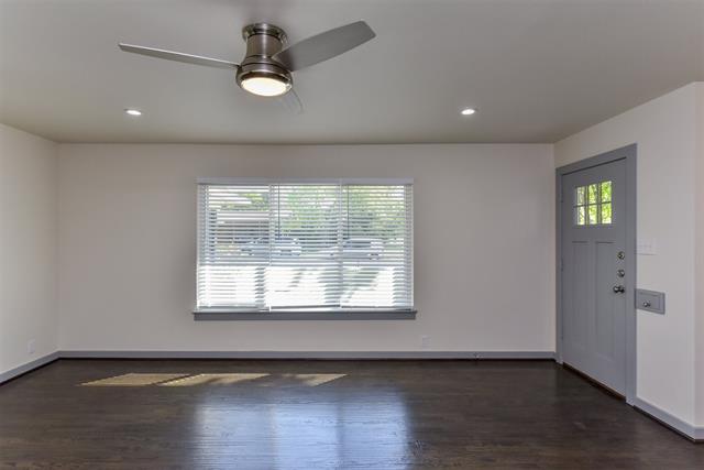 Foto del edificio - 4400 Granbury Rd
