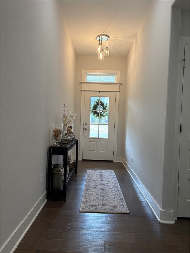 Foto del edificio - 2739 S Angels Rd