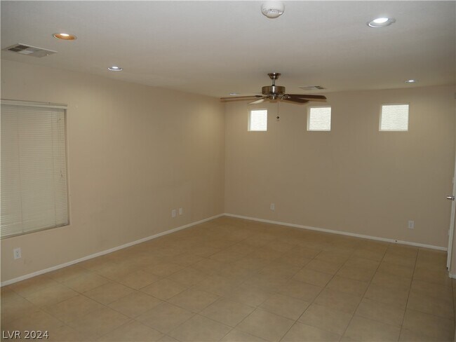 Building Photo - 9112 Pearl Cotton Ave