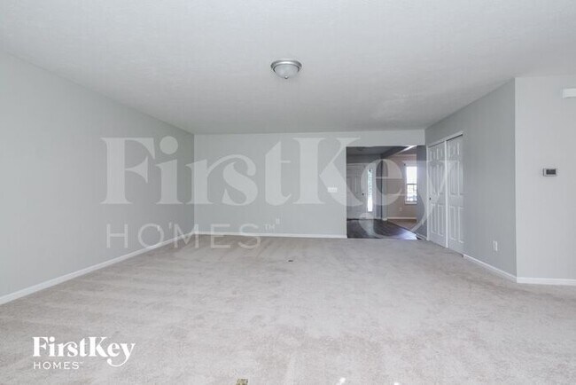 Building Photo - 7029 Halifax Ct