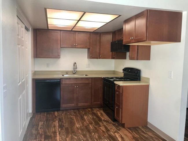 Building Photo - 3 bedroom in Napa CA 94558