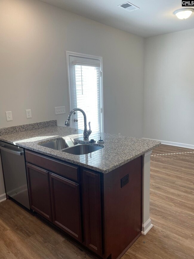 Building Photo - 336 Woodcock Dr