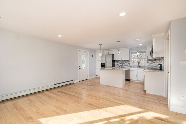 Building Photo - 20 3rd Rd