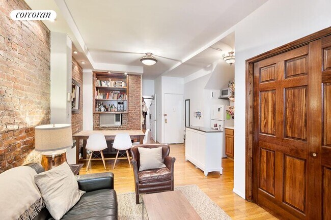 Foto del edificio - 257 W 12th St