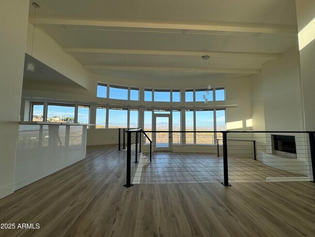 Foto del edificio - 15633 N Boulder Dr