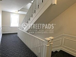 Building Photo - 138 Highland Ave