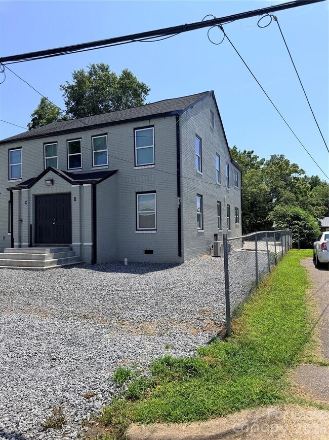 Building Photo - 510 F Ave SE