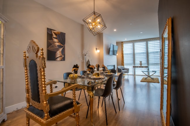 Building Photo - 4434 S Drexel Blvd