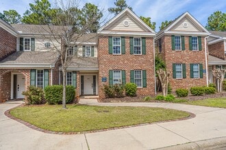 Building Photo - 1733 Woodbrooke Dr Building Photo - 1733 Woodbrooke Dr