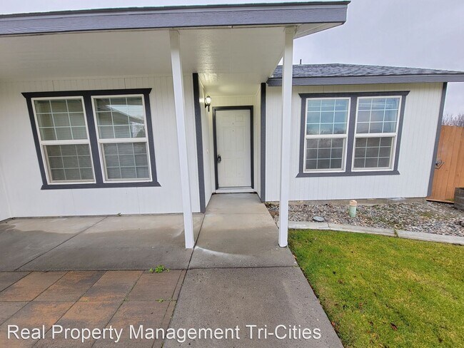 Building Photo - 3 br, 2 bath House - 5100 Canter