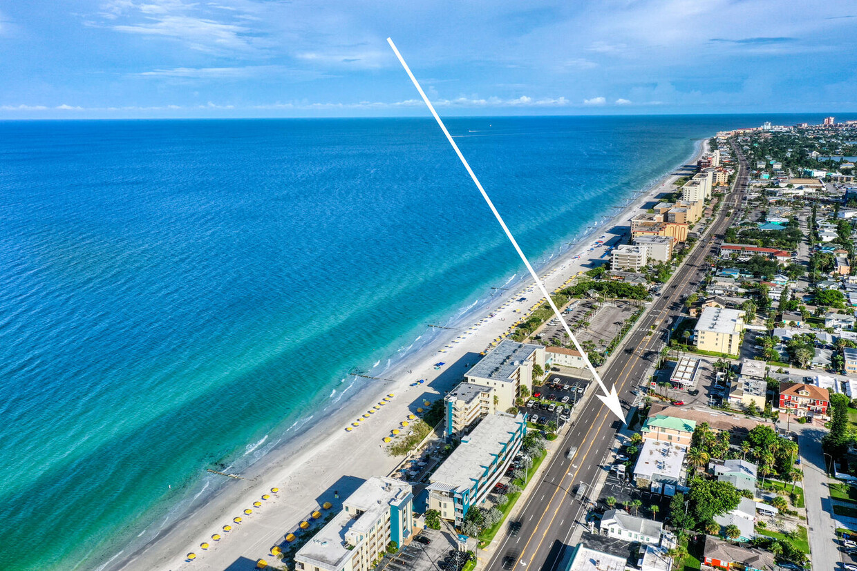 Primary Photo - Sunset Beach Apartment Suites