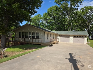 Building Photo - 221 Anchor Rd