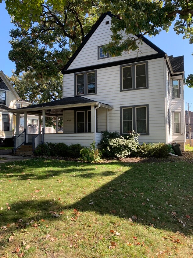 Foto principal - 4929 Saratoga Ave