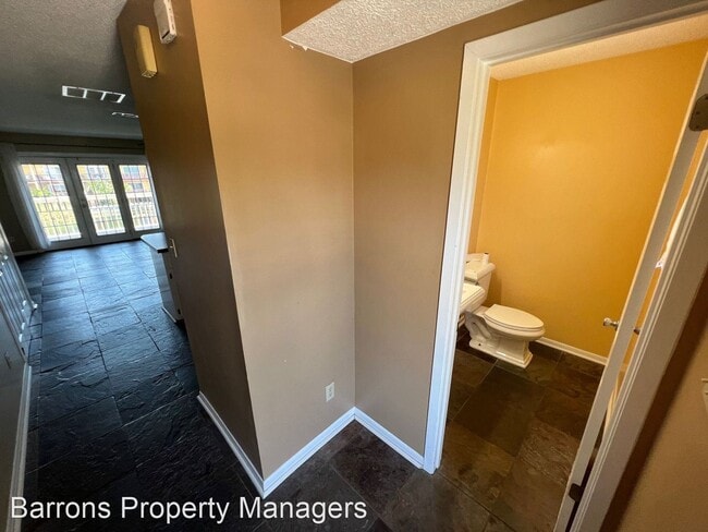 Building Photo - 2 br, 1.5 bath House - 1699 Bulevar Mayor