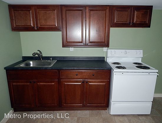 Primary Photo - 209-209 Pine St