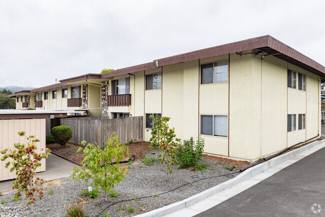 Building Photo - Westwood Garden Apartments
