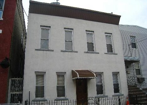 Primary Photo - 1433 30th Dr